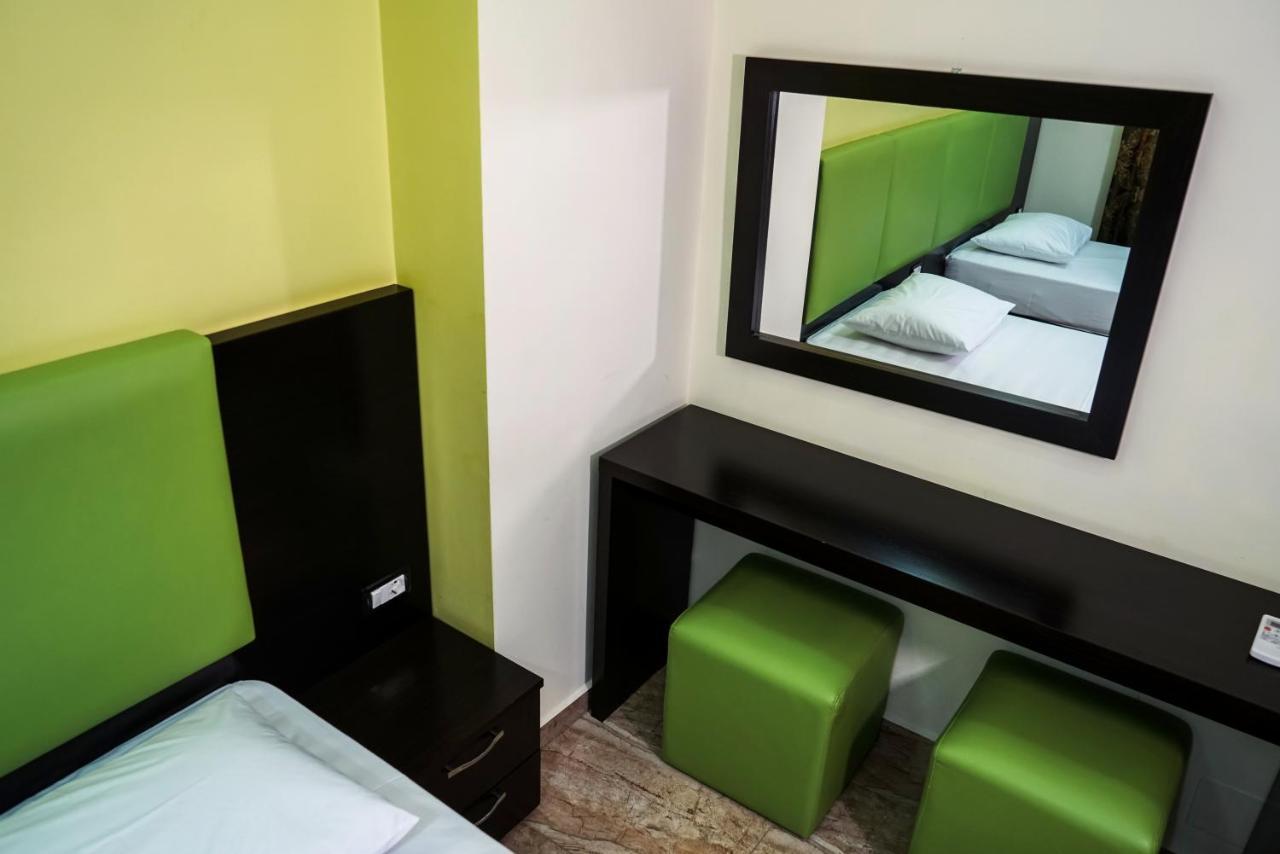 Hotel Magic Gjirokaster Bagian luar foto