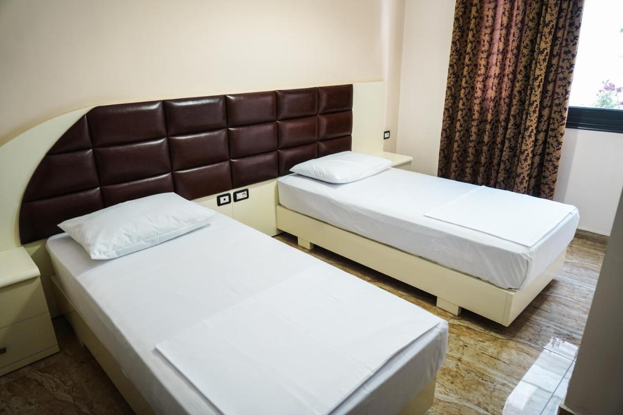 Hotel Magic Gjirokaster Bagian luar foto