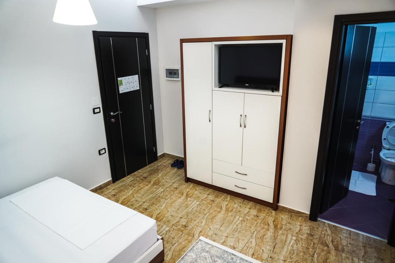 Hotel Magic Gjirokaster Bagian luar foto