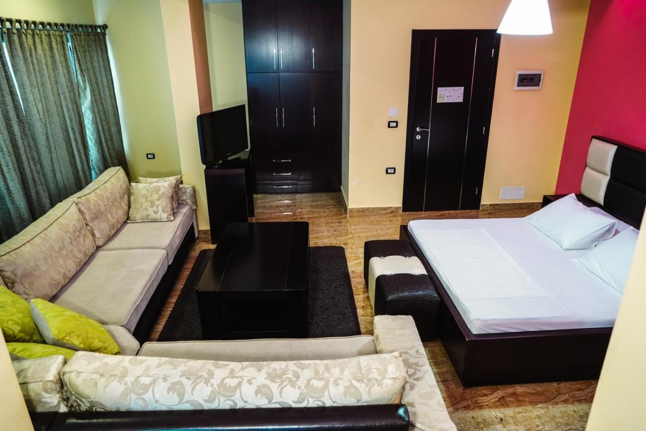 Hotel Magic Gjirokaster Bagian luar foto