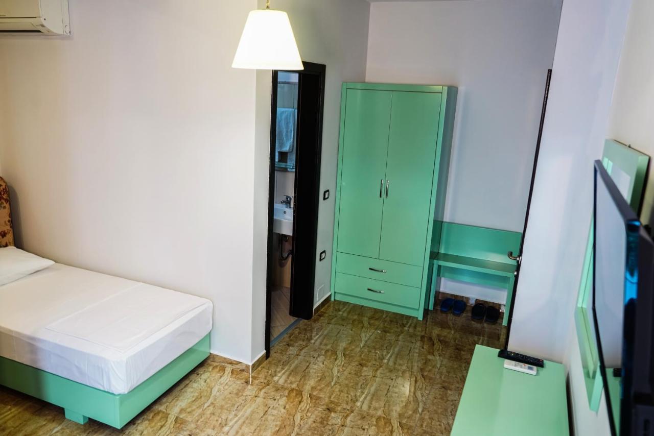Hotel Magic Gjirokaster Bagian luar foto