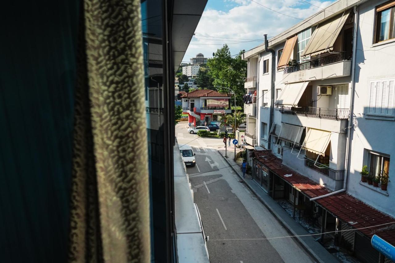 Hotel Magic Gjirokaster Bagian luar foto
