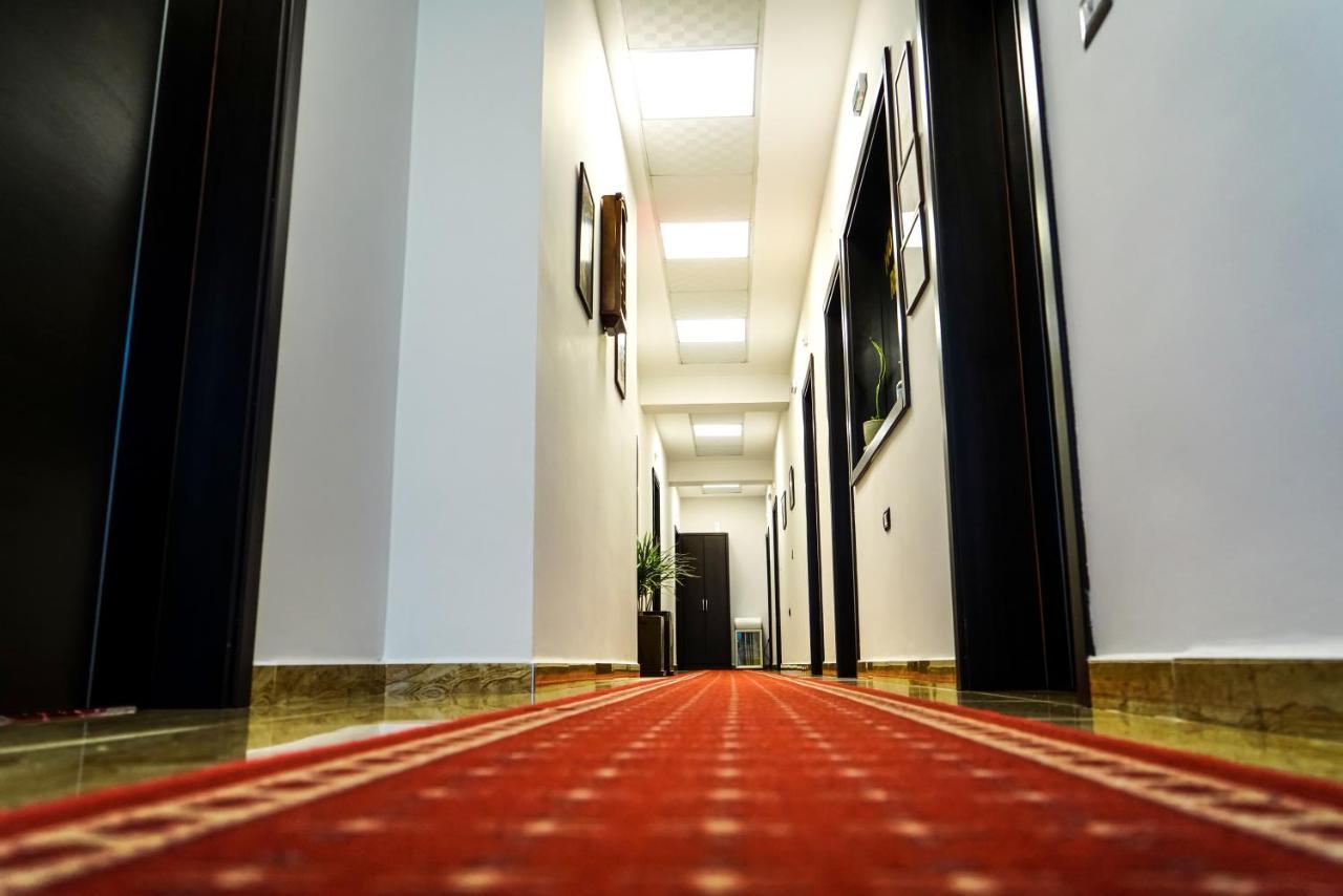 Hotel Magic Gjirokaster Bagian luar foto